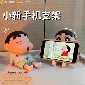 Suporte Para Celular | Suporte De Mesa Para Casa Do Shin Chan, Figura Decorativa, Boneco Do Nohara Shinnosuke Com Roupão, Acessórios De Cartoon Fofos, Suporte Para Celular E Tablet, Suporte Universal 1563. Suporte Para Celular Suporte Para Celular